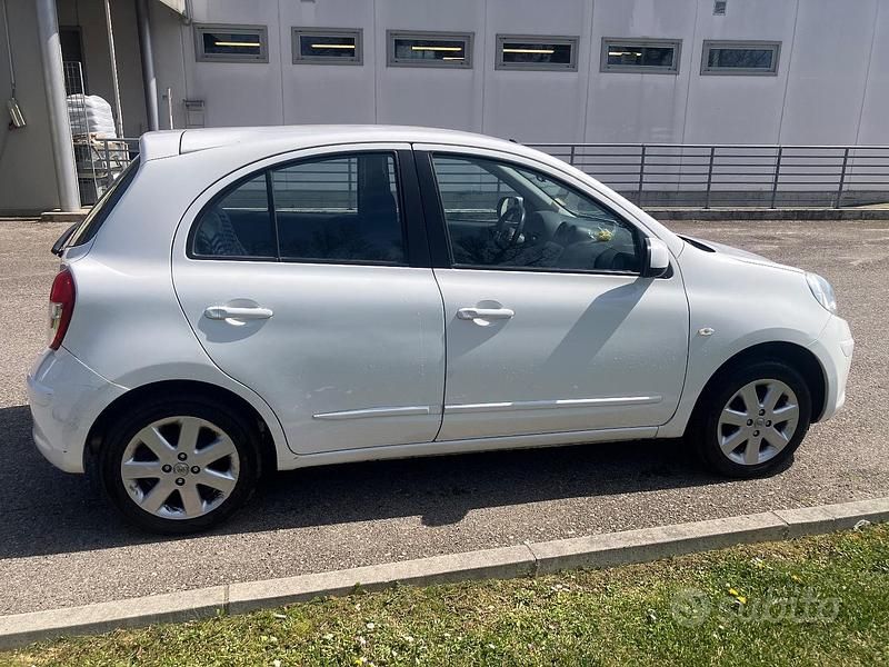 Usata Nissan Micra S 80 CV (58 kW) 2011 Bianco Utilitaria