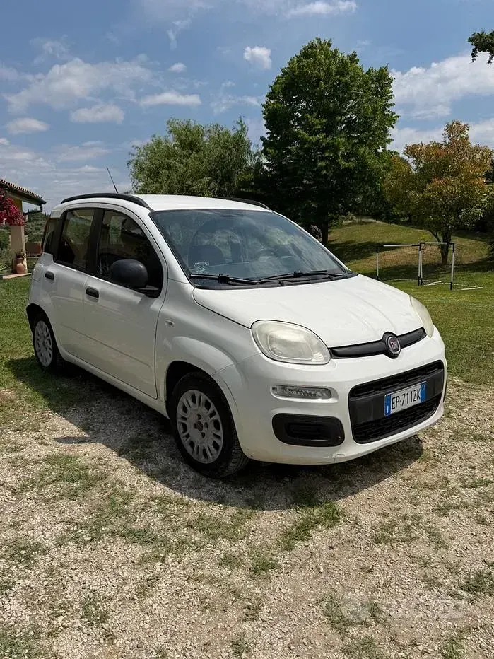 Usata Fiat Panda Lounge 75 CV (55 kW) 2013 Bianco Utilitaria