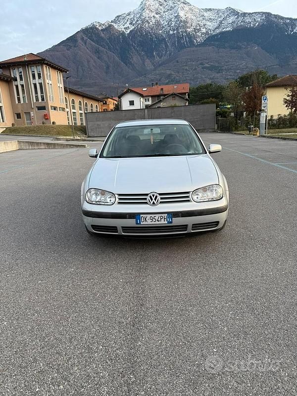 Usata VW Golf V 2007 Berlina