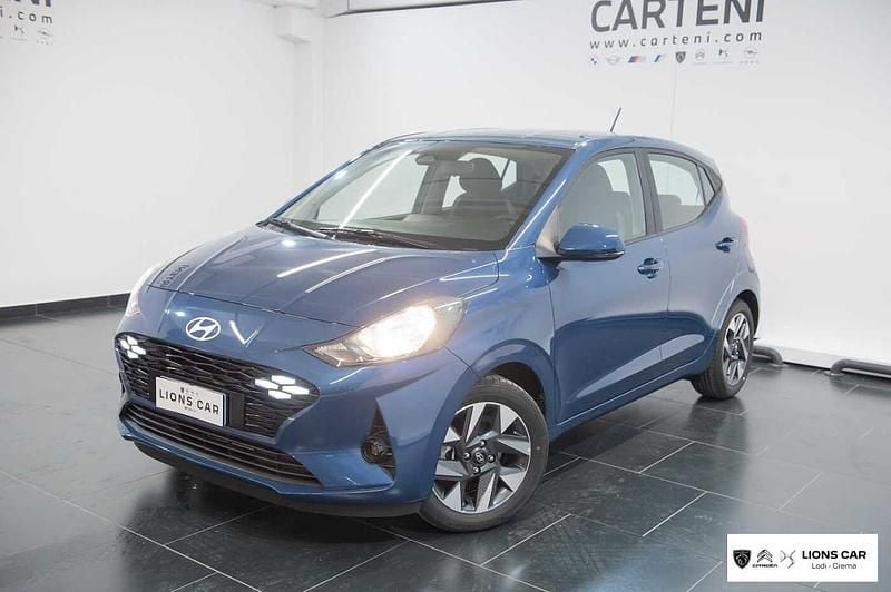 Nuova Hyundai i10 61 CV (44 kW) 2026 Vibrant blue pearl Utilitaria