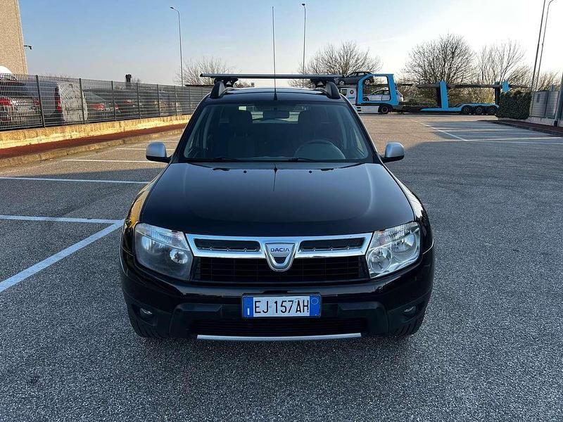 Usata Dacia Duster Lauréate 105 CV (77 kW) 2011 Nero SUV