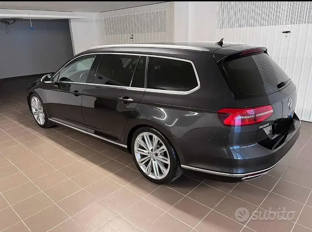 Usata VW Passat Highline 190 CV (139 kW) 2017 Station wagon