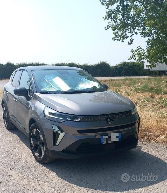 Grigio Usata 2024 Renault Captur Techno SUV | 22.500 € (Cara) - Immagine 1/2