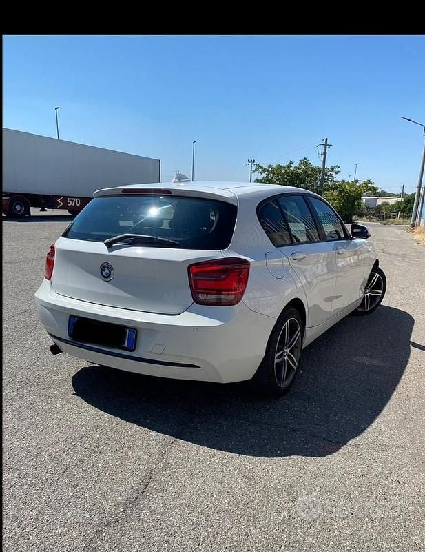 Usata BMW 120 Comfort Edition 2011 Bianco Utilitaria