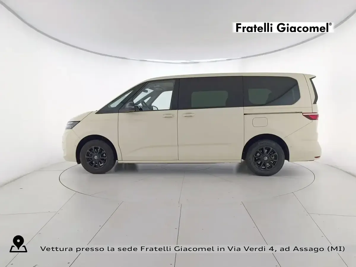 Usata VW Multivan Life 150 CV (110 kW) 2024 Bianco Monovolume