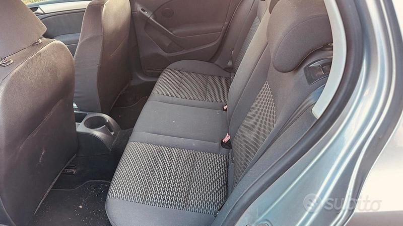 Usata VW Golf VI Highline 105 CV (77 kW) 2011 Grigio Utilitaria