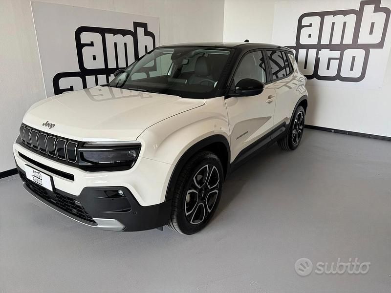 Usata Jeep Avenger Summit 100 CV (73 kW) 2024 Bianco SUV