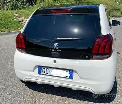 Usata Peugeot 108 Allure 72 CV (52 kW) 2021 Bianco Utilitaria