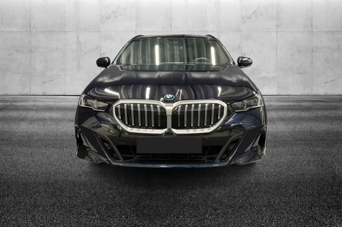 Usata BMW 520 M Sport 197 CV (144 kW) 2024 Nero Station wagon