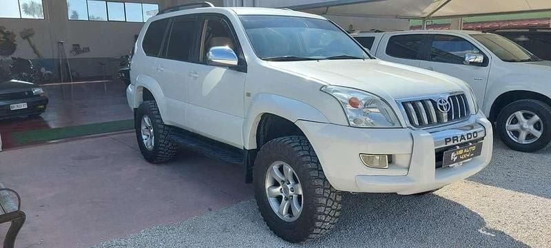 Usata Toyota Land Cruiser Prado 249 CV (183 kW) 2004 Bianco perla SUV
