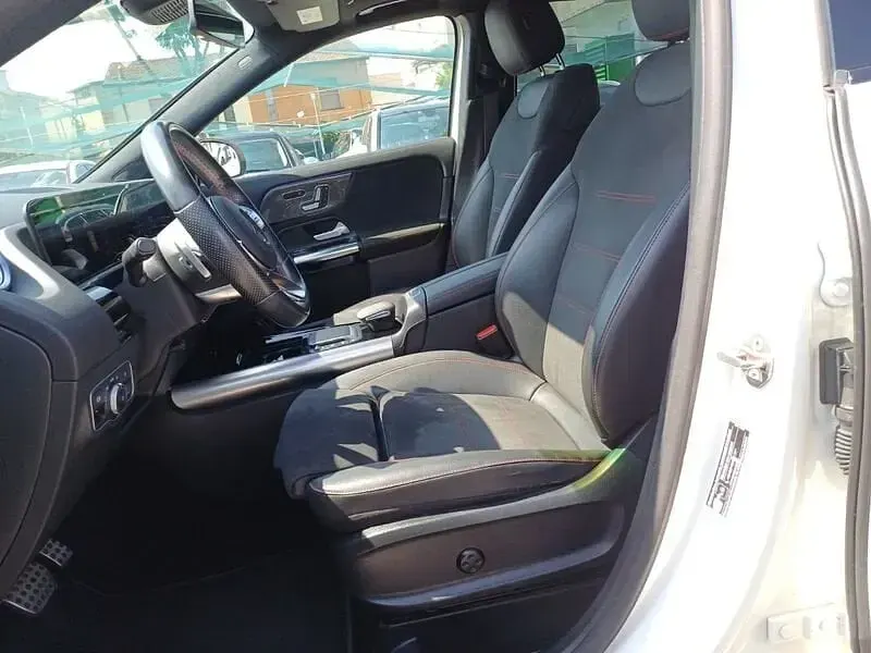 Usata Mercedes GLA180 Premium 136 CV (100 kW) 2021 Bianco polare SUV