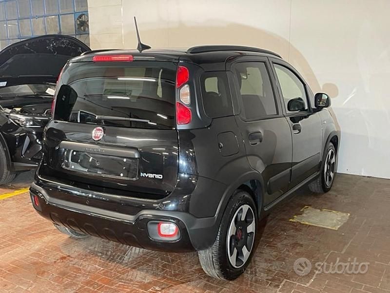Usata Fiat Panda Cross Cross 70 CV (51 kW) 2024 Nero Utilitaria