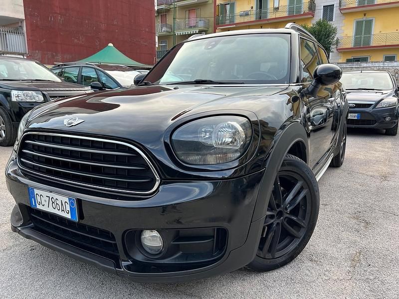 Nero Usata 2017 Mini Cooper D Countryman SUV | 10.000 € (Buon prezzo) - Immagine 1/4