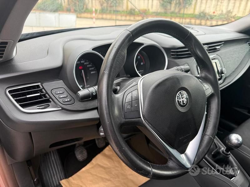 Usata Alfa Romeo Giulietta 2017 Utilitaria