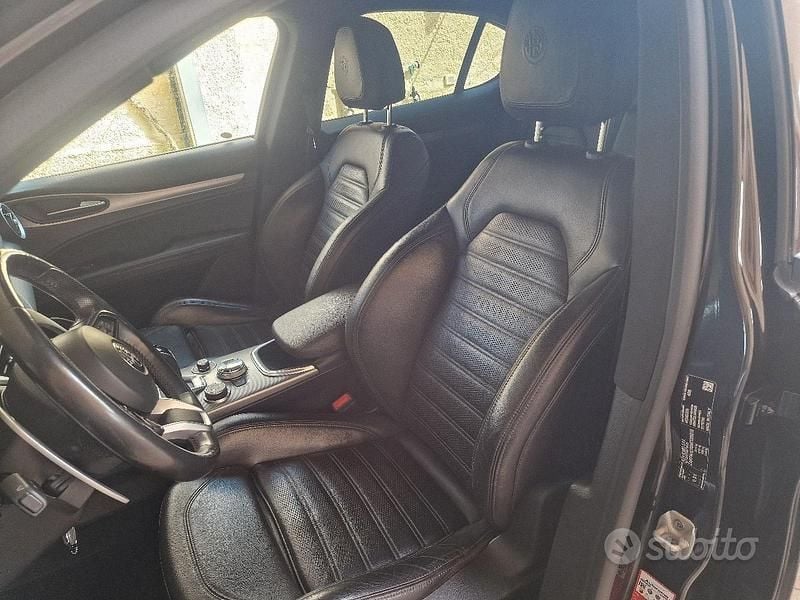 Usata Alfa Romeo Stelvio Veloce 210 CV (154 kW) 2021 SUV