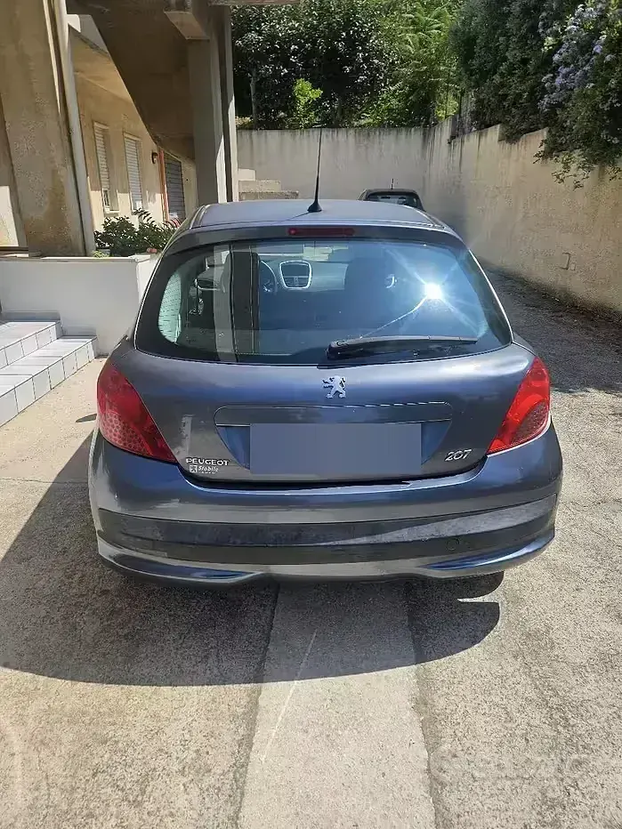 Usata Peugeot 207 68 CV (50 kW) 2007 Grigio Berlina