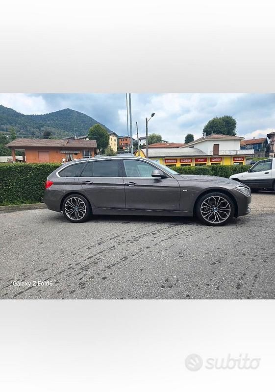 Usata BMW 330 258 CV (189 kW) 2013 Grigio Station wagon