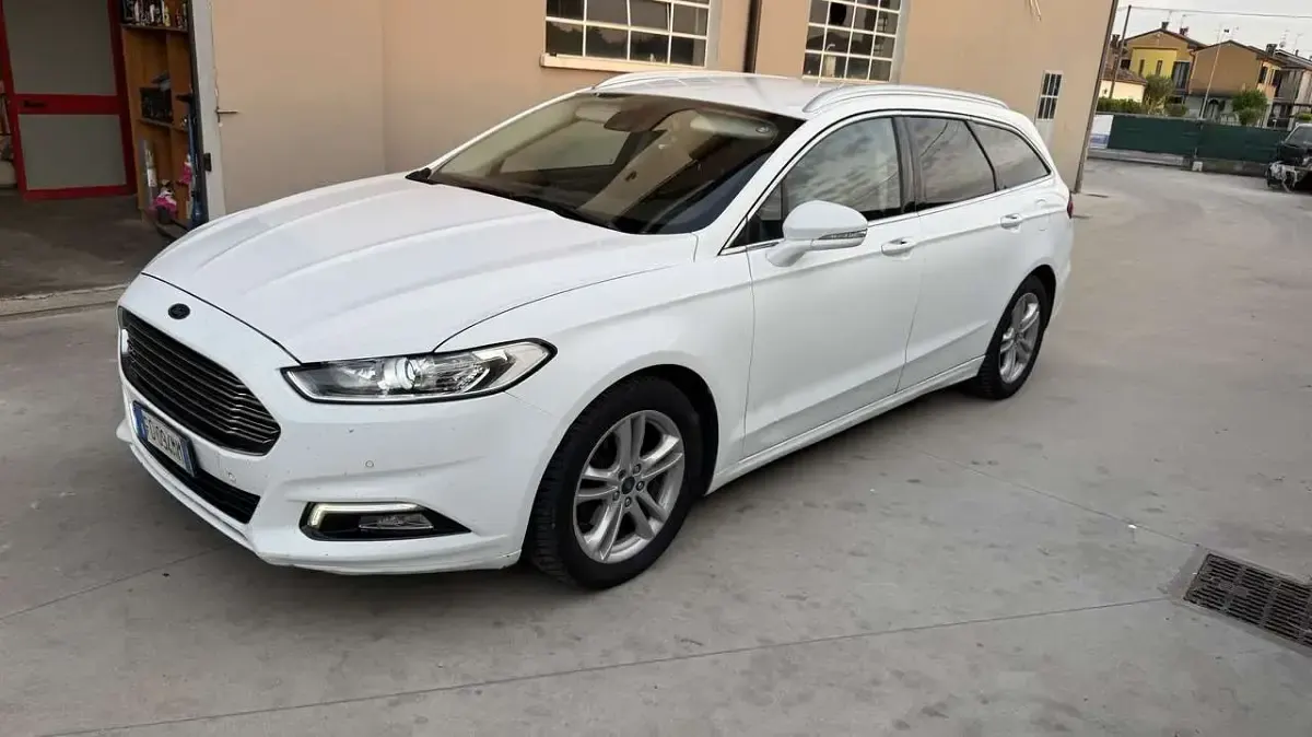 Usata Ford Mondeo Vignale 179 CV (131 kW) 2016 Other Station wagon