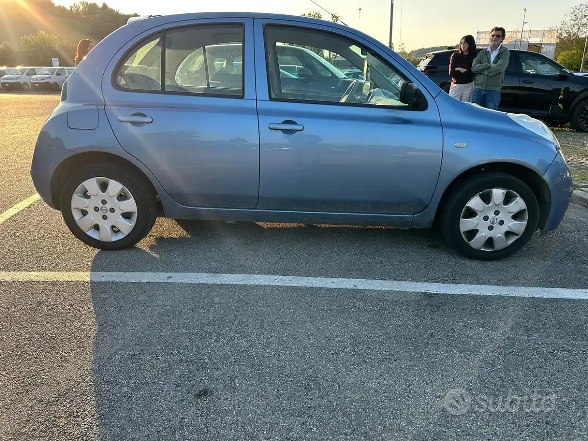 Usata Nissan Micra 80 CV (58 kW) 2006 Blu Berlina