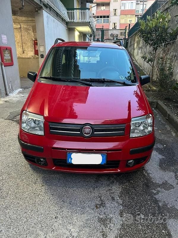 Usata Fiat Panda Dynamic 60 CV (44 kW) 2009 Rosso Utilitaria
