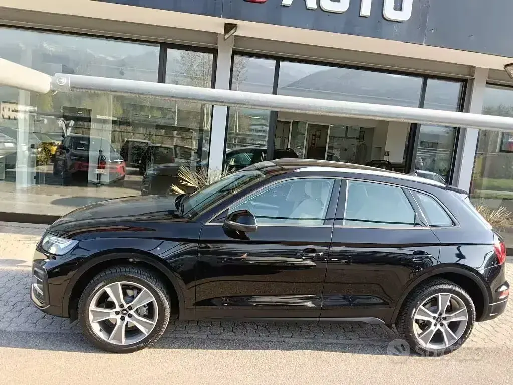Usata Audi Q5 204 CV (150 kW) 2021 Nero SUV