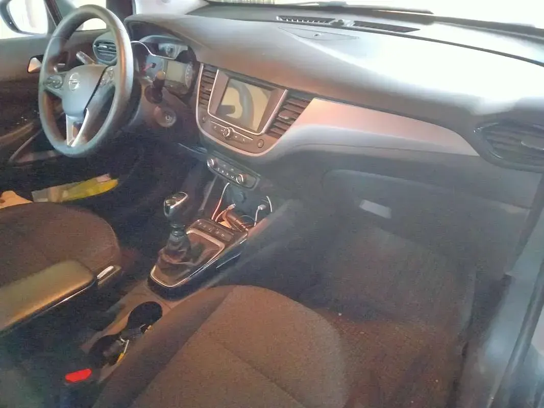 Usata Opel Crossland X S 102 CV (75 kW) 2019 Marrone SUV