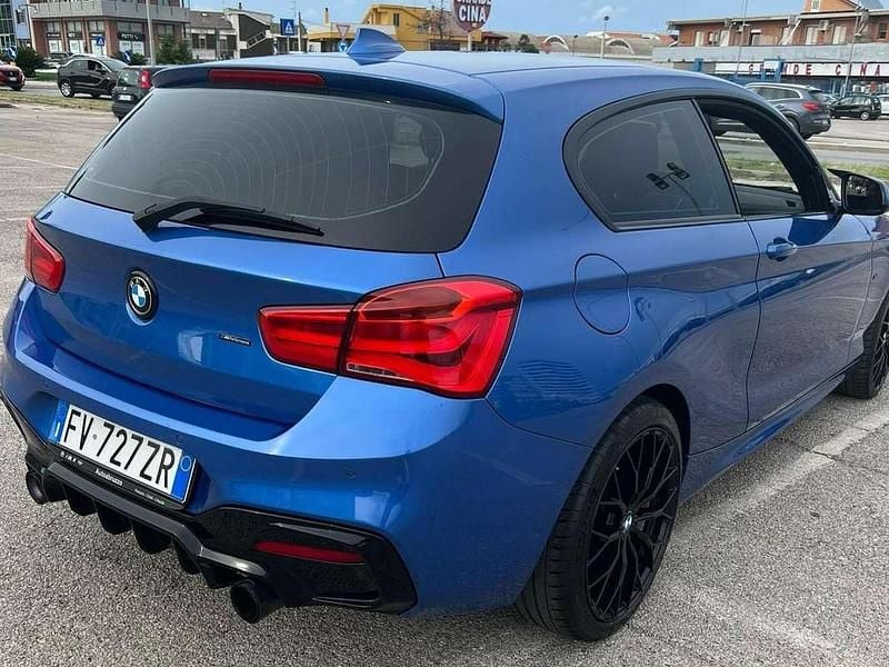 Usata BMW 120 M Sport 184 CV (135 kW) 2018 Blu/azzurro Utilitaria