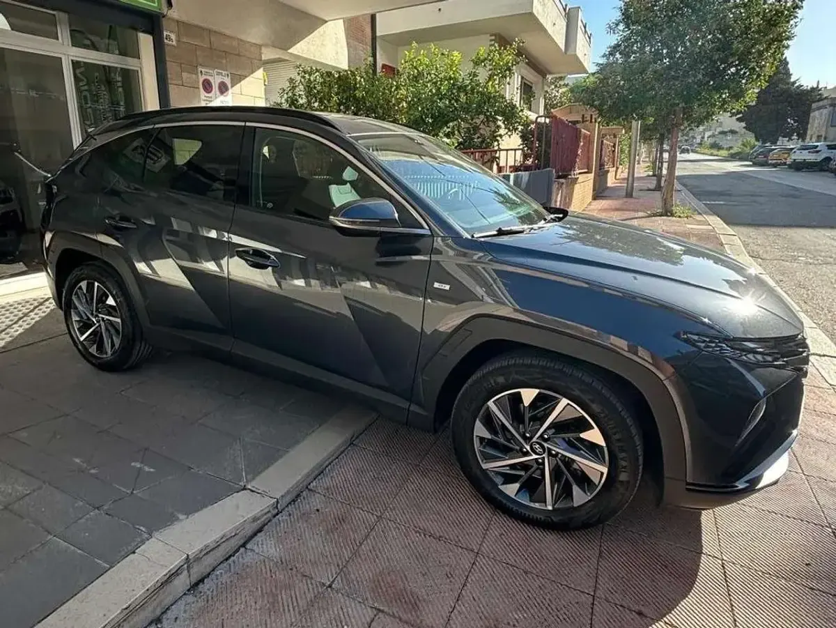 Usata Hyundai Tucson 136 CV (100 kW) 2024 Grigio SUV