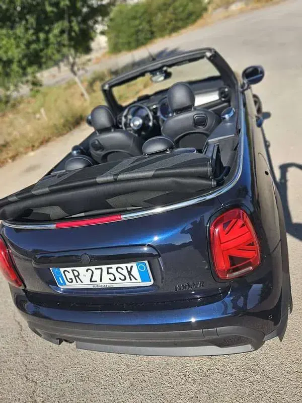Usata Mini Cooper Cabriolet 136 CV (100 kW) 2023 Bluazzurro Cabrio