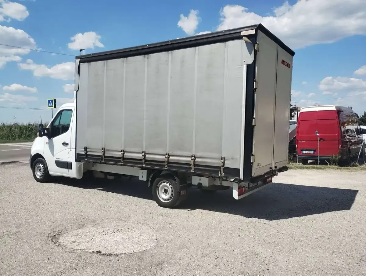 Usata Renault Master 114 CV (83 kW) 2018 Bianco Furgone
