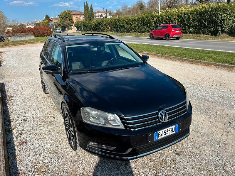 Usata VW Passat 150 CV (110 kW) 2014 Nero Station wagon
