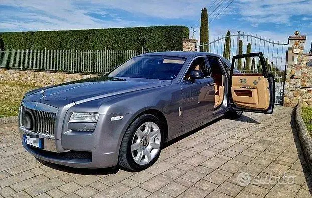 Usata Rolls Royce Ghost 570 CV (419 kW) 2013 Grigio Berlina