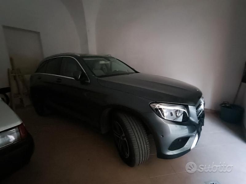 Usata Mercedes GLC300 Premium 2018 Grigio SUV