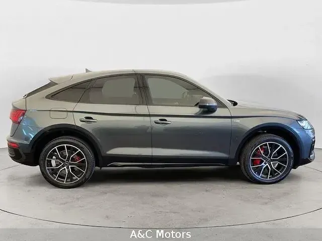 Usata Audi Q5 Sportback S-line plus 204 CV (150 kW) 2023 Grigio SUV