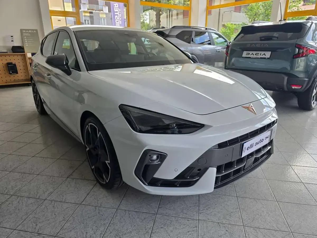 Occasion Cupra Leon 150 ch (110 kW) 2025 Blanc Berline
