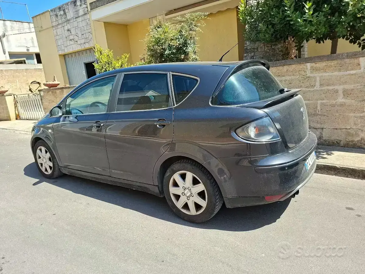 Usata Seat Toledo 140 CV (102 kW) 2006 Nero Utilitaria