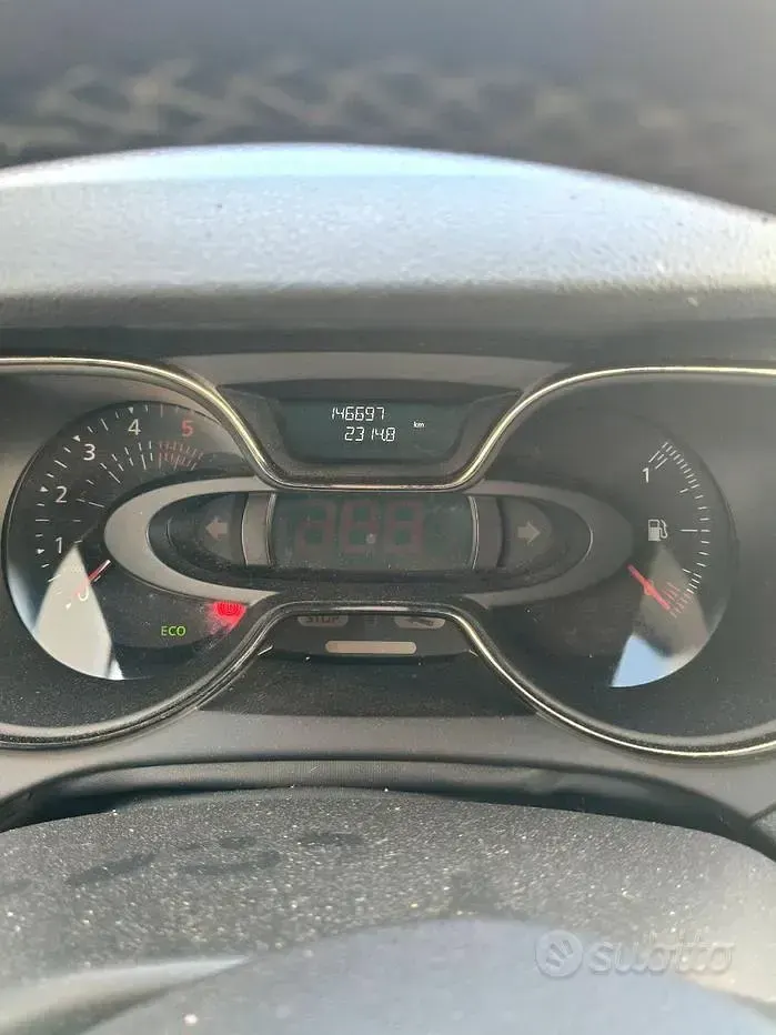 Usata Renault Captur 90 CV (66 kW) 2019 Nero SUV