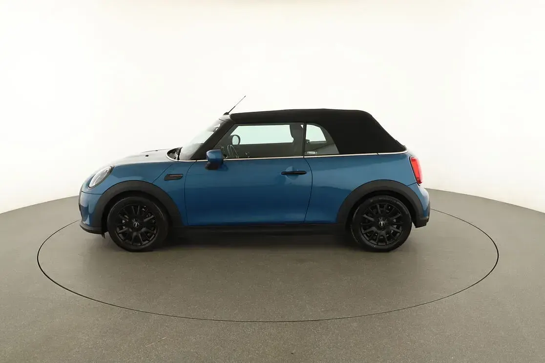 Usata Mini Cooper Cabriolet Essential 136 CV (100 kW) 2023 Blu Cabrio