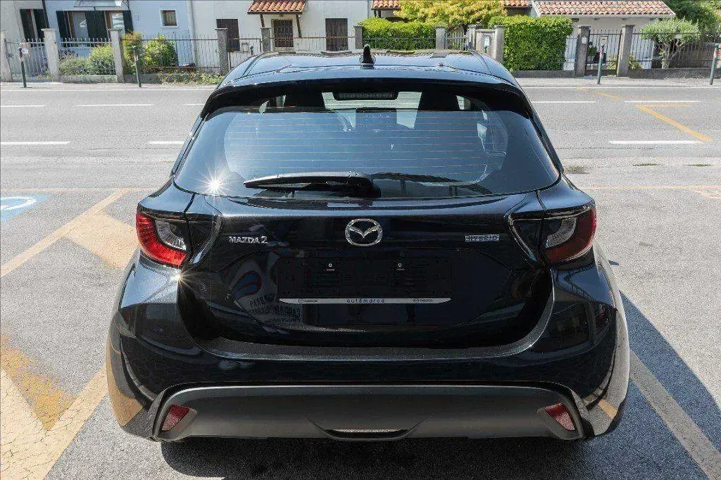Nuova Mazda 2 Center-Line 116 CV (85 kW) 2025 Nero metallizzato Utilitaria