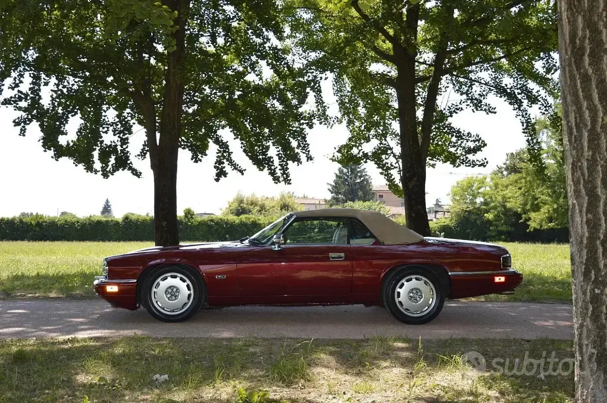 Usata Jaguar XJS 233 CV (171 kW) 1996 Rosso Cabrio