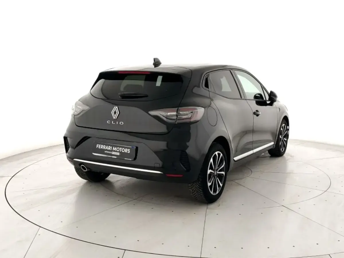 Usata Renault Clio Techno 91 CV (66 kW) 2025 Nero Utilitaria