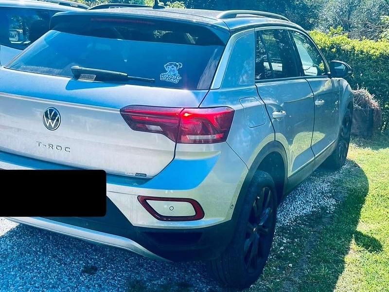 Usata VW T-Roc Sportline 110 CV (80 kW) 2023 Argento SUV