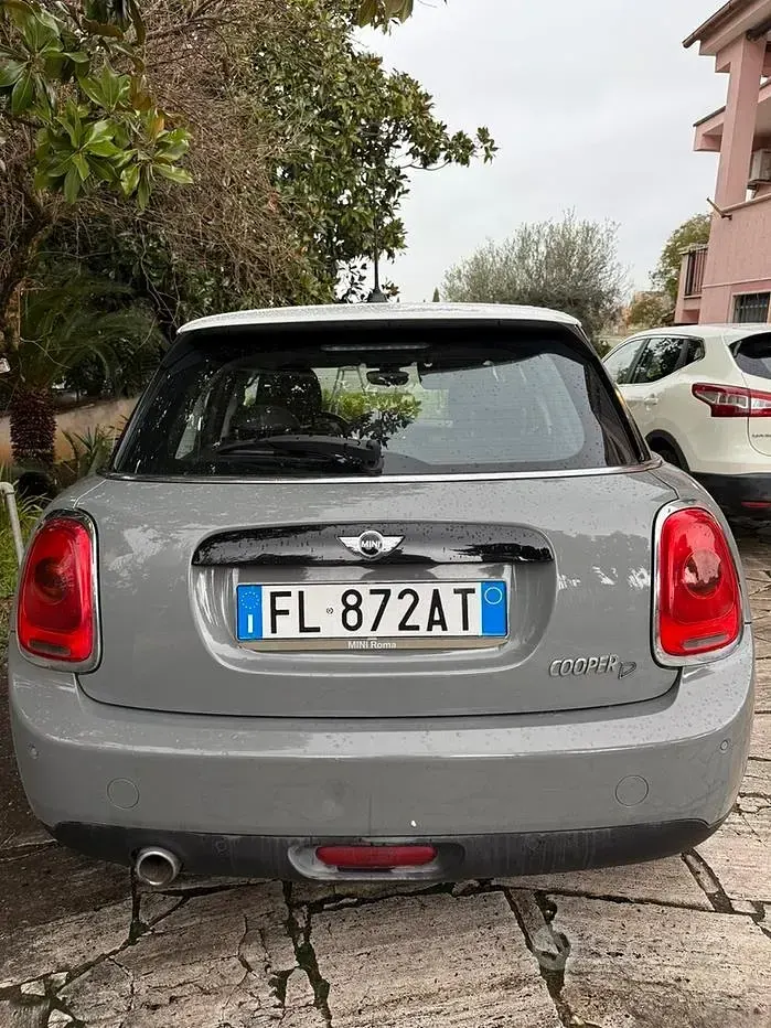 Usata Mini Cooper 116 CV (85 kW) 2017 Grigio Utilitaria
