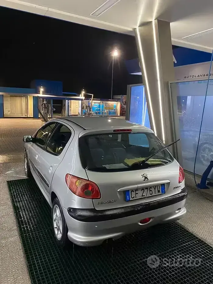 Usata Peugeot 206 68 CV (50 kW) 2003 Berlina