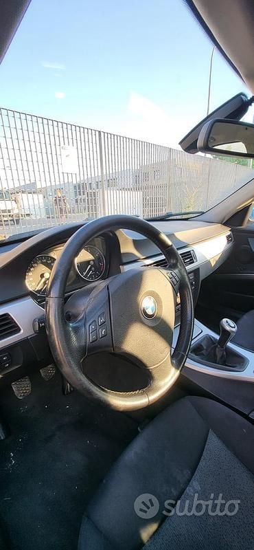 Usata BMW 320 163 CV (119 kW) 2005 Grigio Berlina