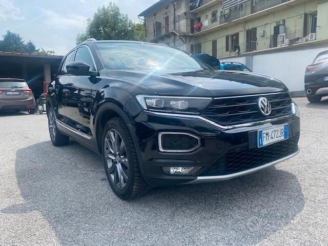 Usata VW T-Roc Advance 150 CV (110 kW) 2018 Nero SUV