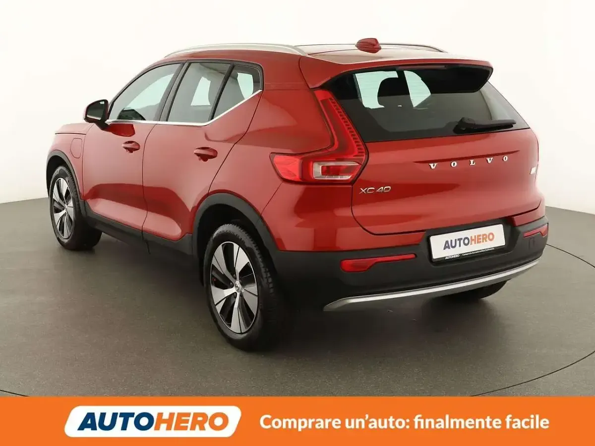 Usata Volvo XC40 Inscription 129 CV (94 kW) 2022 Rosso SUV