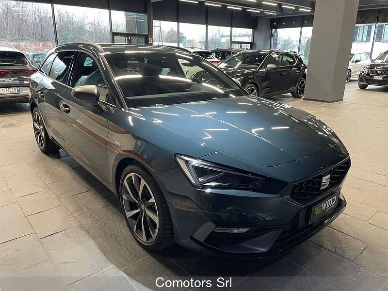 Nuova Seat Leon FR 150 CV (110 kW) 2025 Blu/azzurro Station wagon