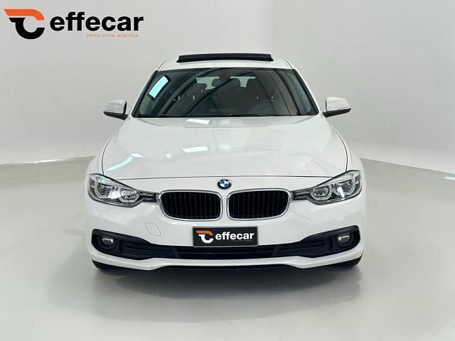Usata BMW 316 Sport Line 122 CV (89 kW) 2018 Bianco Station wagon