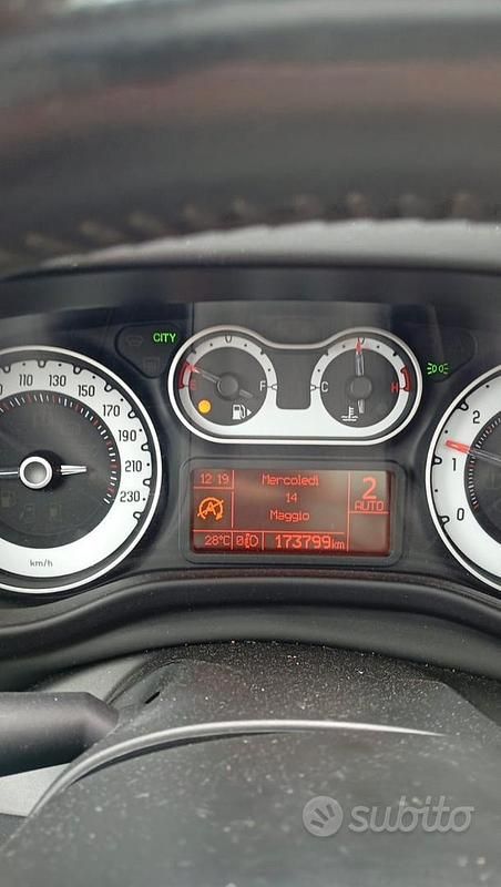 Usata Fiat 500L 2015 Grigio Monovolume